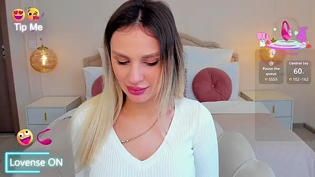 Snapshot of MissLoou chatting on 12, 3, 2026 MissLoou online show from 12, 3, 2026