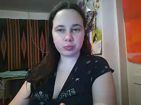Cora Maro online show from 3, 2, 2025