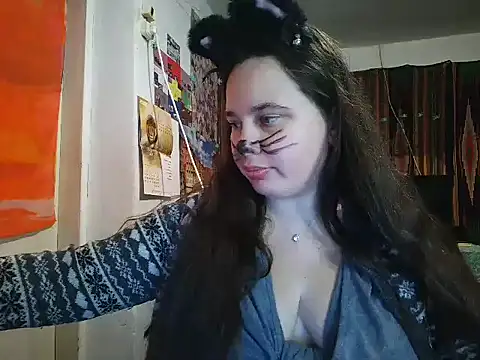 Cora Maro online show from 6, 11, 2025