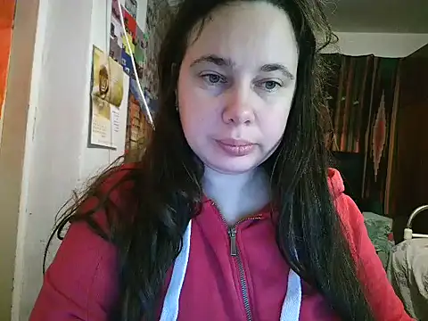 Cora Maro online show from 12, 11, 2025