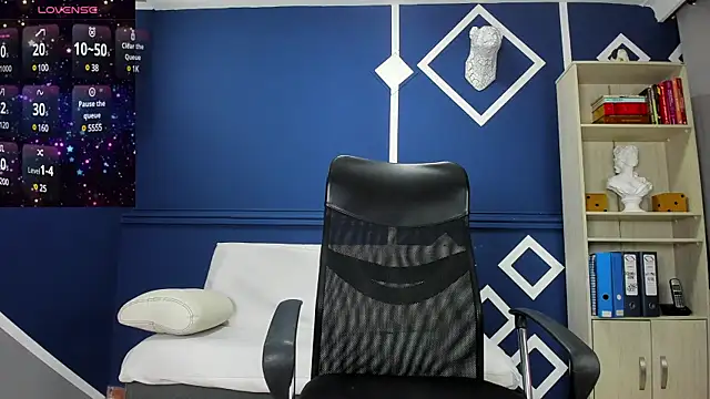 Snapshot of charolbruce_1 chatting on 7, 3, 2025 charolbruce 1 online show from 7, 3, 2025