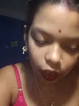 Snapshot of IAMNOTI chatting on 28, 2, 2025 IAMNOTI online show from 28, 2, 2025