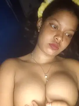 Snapshot of IAMNOTI chatting on 19, 3, 2025 IAMNOTI online show from 19, 3, 2025