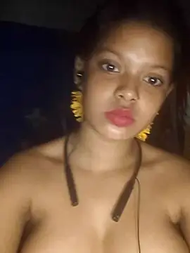 Snapshot of IAMNOTI chatting on 21, 3, 2025 IAMNOTI online show from 21, 3, 2025