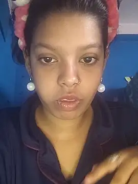 Snapshot of IAMNOTI chatting on 23, 3, 2025 IAMNOTI online show from 23, 3, 2025