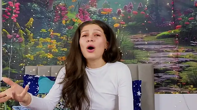 MadameDeFeu online show from 10, 2, 2025