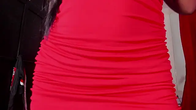 Snapshot of DakotaHoland chatting on 5, 3, 2025 DakotaHoland online show from 5, 3, 2025