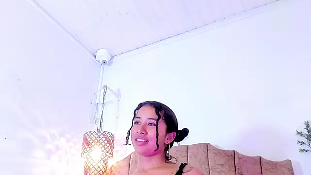 Snapshot of Ammy_nova chatting on 4, 3, 2025 Ammy nova online show from 4, 3, 2025