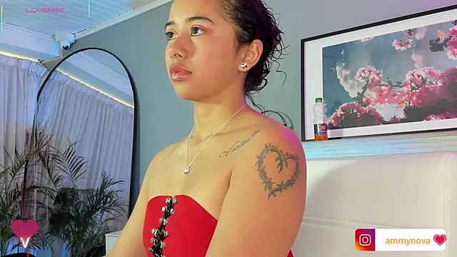 Snapshot of Ammy_nova chatting on 25, 9, 2025 Ammy nova online show from 25, 9, 2025