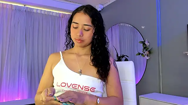 Snapshot of Ammy_nova chatting on 22, 12, 2025 Ammy nova online show from 22, 12, 2025