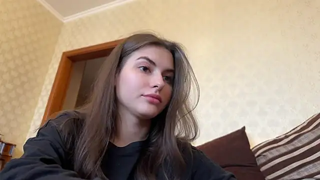 Snapshot of AmiCumOn chatting on 4, 3, 2025 AmiCumOn online show from 4, 3, 2025