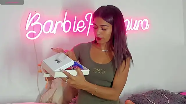 BarbieHotLaura online show from 22, 9, 2025