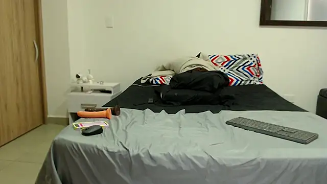 AnnieRoss69 online show from 18, 2, 2025