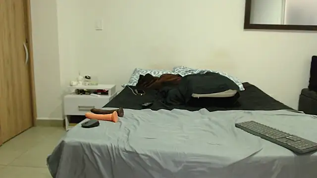 AnnieRoss69 online show from 30, 9, 2025