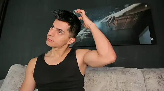 Crhis N Derek online show from 22, 12, 2024