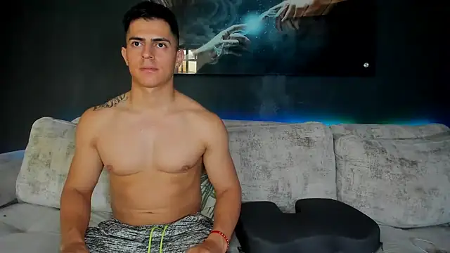 Crhis N Derek online show from 4, 3, 2025