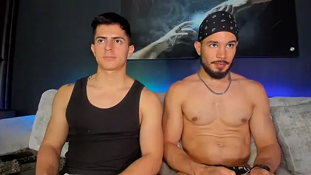 Crhis N Derek online show from 23, 3, 2025