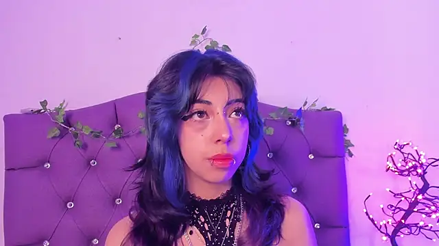 Nyx nayla online show from 10, 12, 2024