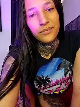 Snapshot of Nicole420squirt chatting on 15, 12, 2024 Nicole420squirt online show from 15, 12, 2024
