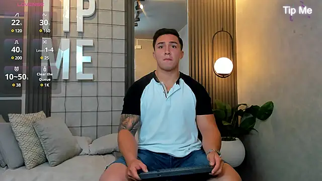 Snapshot of Ryan_Hunt chatting on 16, 2, 2025 Ryan Hunt online show from 16, 2, 2025