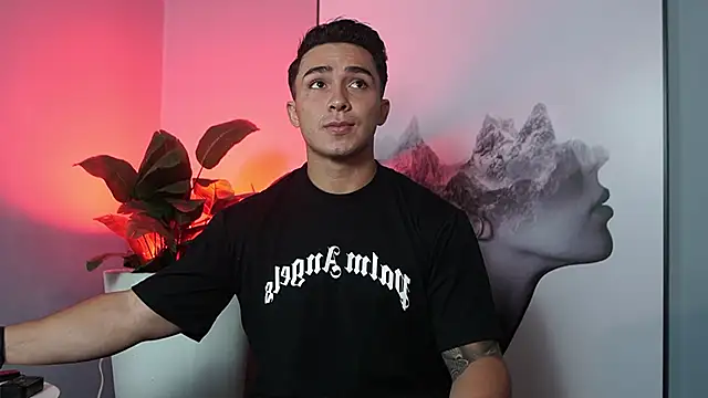 Snapshot of Ryan_Hunt chatting on 30, 9, 2025 Ryan Hunt online show from 30, 9, 2025