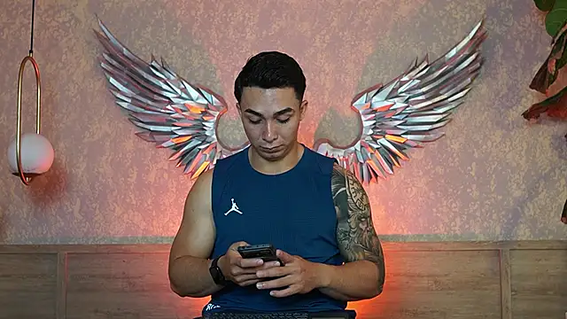 Snapshot of Ryan_Hunt chatting on 16, 10, 2025 Ryan Hunt online show from 16, 10, 2025