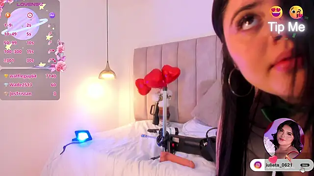 Snapshot of Julieta_Jane chatting on 17, 3, 2025 Julieta Jane online show from 17, 3, 2025