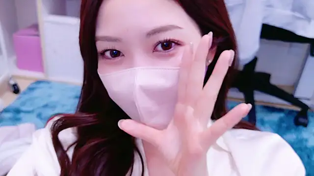 Snapshot of oxo_yuna_oxo chatting on 28, 12, 2024 oxo yuna oxo online show from 28, 12, 2024