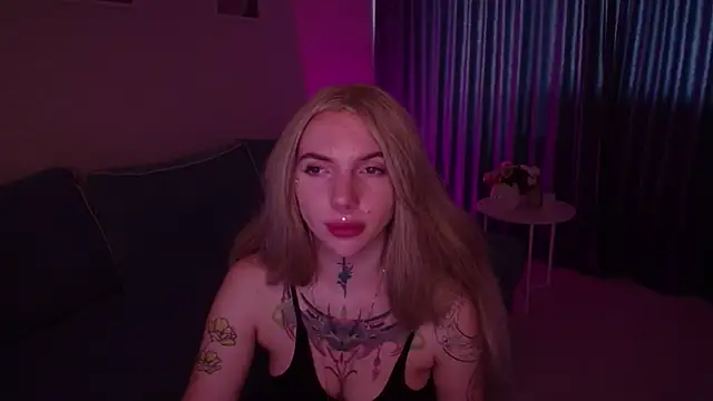 Snapshot of AnneTenet chatting on 26, 9, 2025 AnneTenet online show from 26, 9, 2025