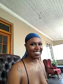 YourDreamLady22 online show from 1, 2, 2025