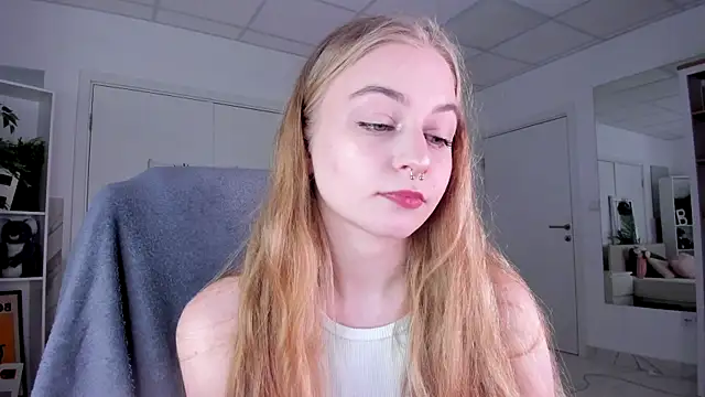 Snapshot of MiaMews chatting on 6, 2, 2026 MiaMews online show from 6, 2, 2026