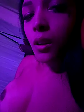 MOMMYJEVAA online show from 17, 11, 2025