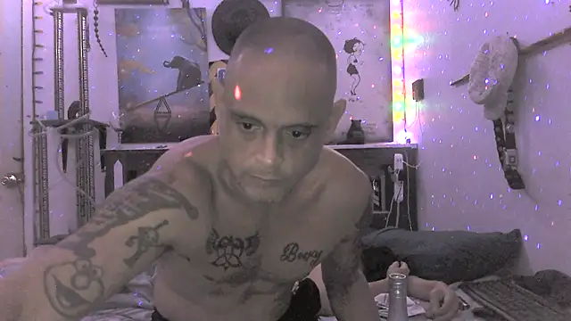 Buffshagswell online show from 2, 10, 2025