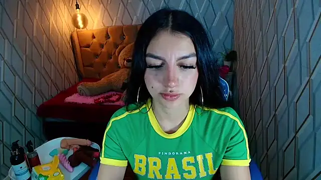 Angelchristix online show from 12, 5, 2026