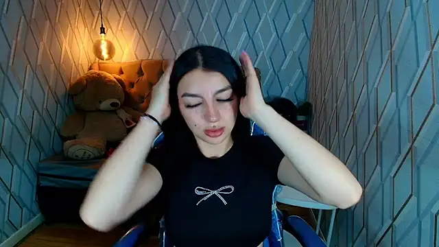 Angelchristix online show from 15, 5, 2026