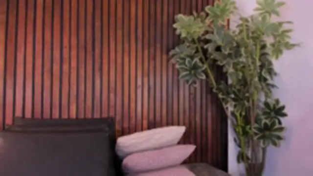 Snapshot of Jennmiiller_ chatting on 6, 11, 2025 Jennmiiller online show from 6, 11, 2025