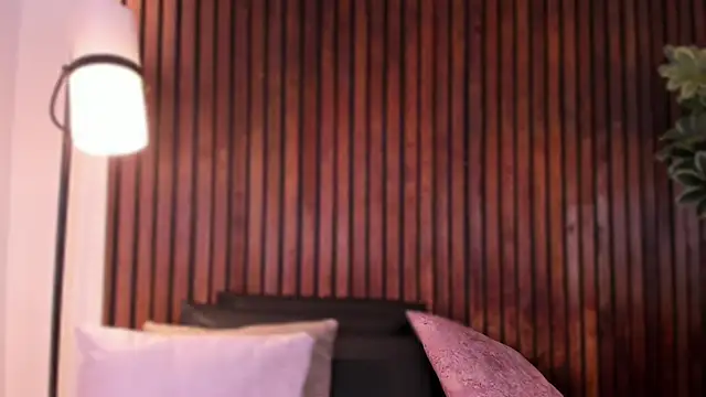 Snapshot of Jennmiiller_ chatting on 15, 12, 2025 Jennmiiller online show from 15, 12, 2025