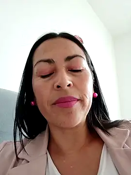 MARIANA-12  online show from 6, 2, 2025