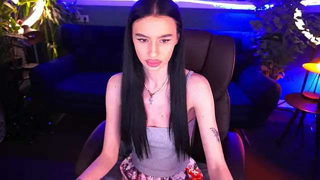 Snow WhiteeeX online show from 28, 1, 2025