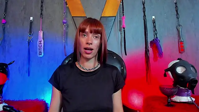 Snapshot of IvanaFetish chatting on 25, 2, 2025 IvanaFetish online show from 25, 2, 2025