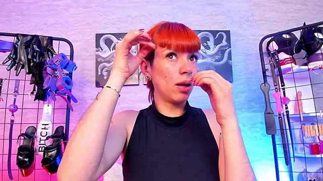 Snapshot of IvanaFetish chatting on 19, 9, 2025 IvanaFetish online show from 19, 9, 2025