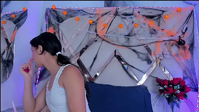 Snapshot of ninaht chatting on 27, 10, 2025 ninaht online show from 27, 10, 2025