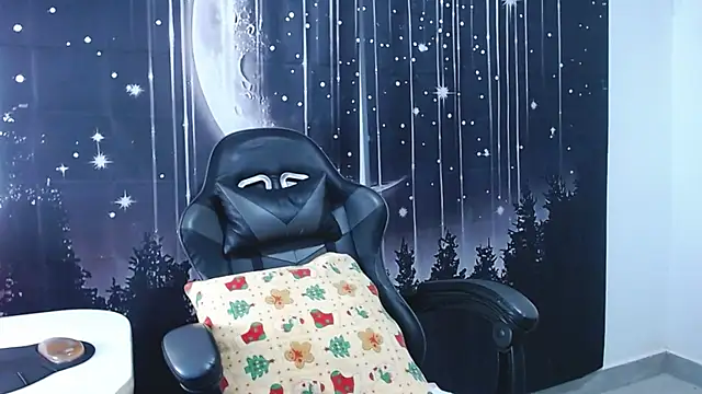 Hikaryfire online show from 13, 5, 2026