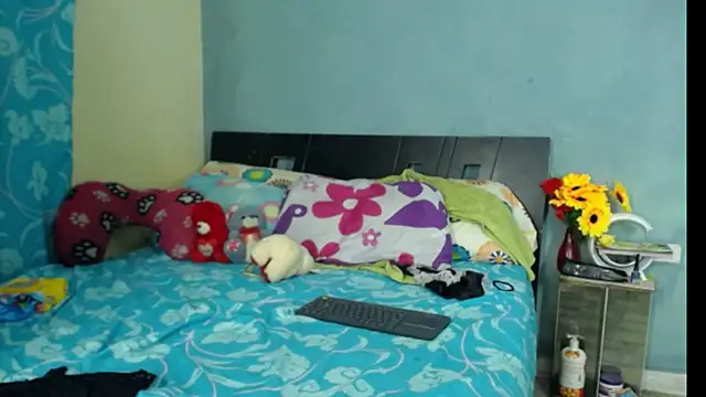 Madison  12 online show from 25, 2, 2025