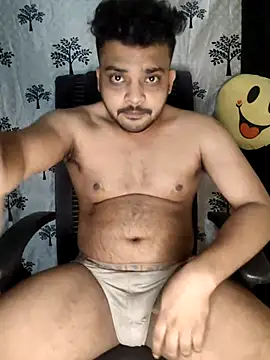 Snapshot of Mr_Handsome_hunk chatting on 31, 10, 2025 Mr Handsome hunk online show from 31, 10, 2025