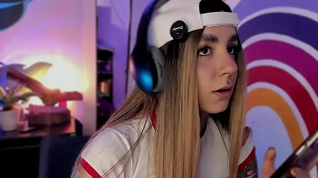 Alice woodville online show from 11, 9, 2025