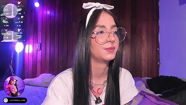 Snapshot of Alice_woodville chatting on 28, 11, 2025 Alice woodville online show from 28, 11, 2025