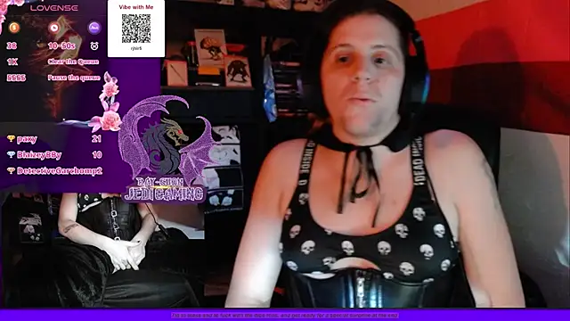 Snapshot of Rae-Suon chatting on 5, 1, 2025 Rae-Suon online show from 5, 1, 2025
