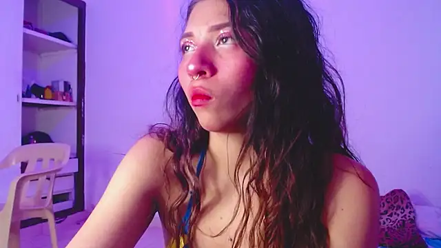 Snapshot of Carlacutte chatting on 12, 1, 2025 Carlacutte online show from 12, 1, 2025