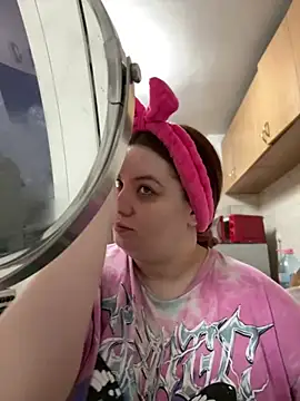 MelanieBrownn online show from 27, 2, 2025